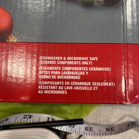 Pfaltzgraff Sled Tray Server-Winter berry serving tray, lunch Buffett, display - Picture 7 of 7